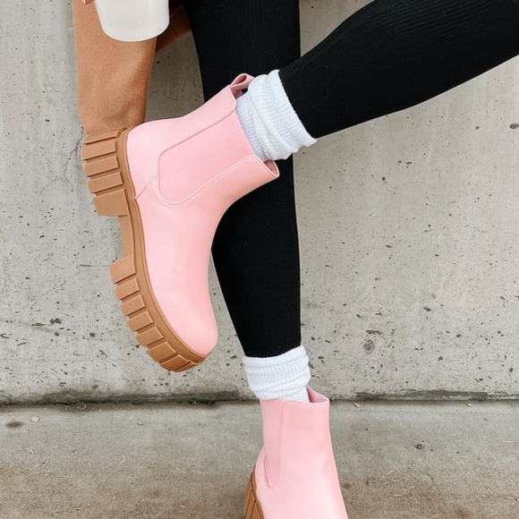 NanaMacs Shoes - New NanaMacs Pink Chunky Sole Ankle Boots